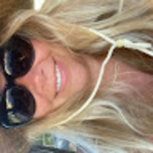 Meet your Posher, Stacey